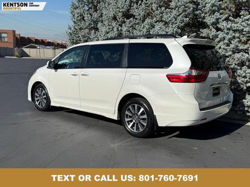 2020 Toyota Sienna Limited Premium