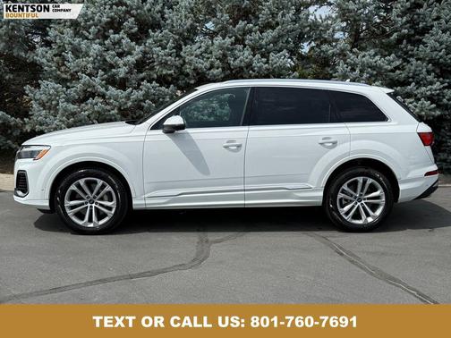2025 Audi Q7 55 Premium Plus