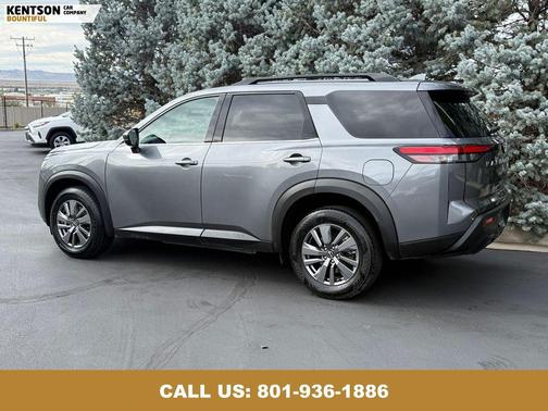 2025 Nissan Pathfinder SV 4WD