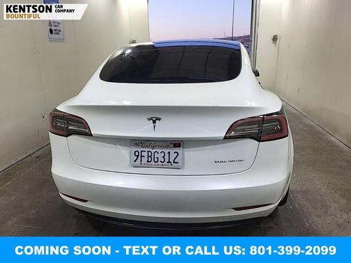 Pearl White Multi-Coat 2023 Tesla Model 3 Long Range