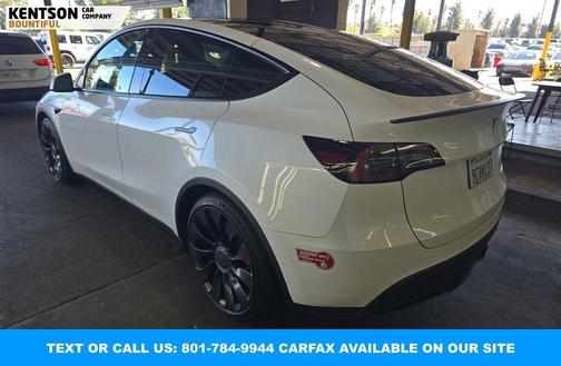 2022 Tesla Model Y Performance Dual Motor All-Wheel Drive