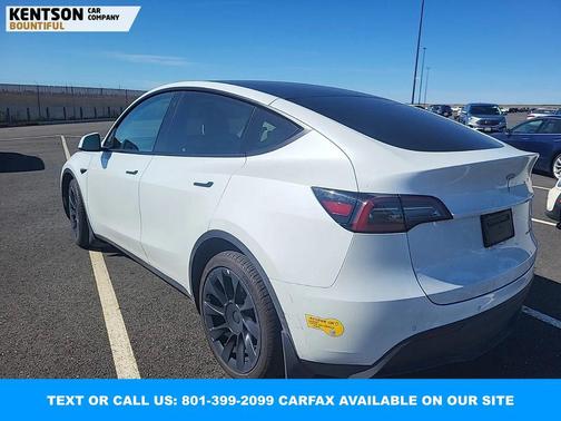 2022 Tesla Model Y Long Range Dual Motor All-Wheel Drive