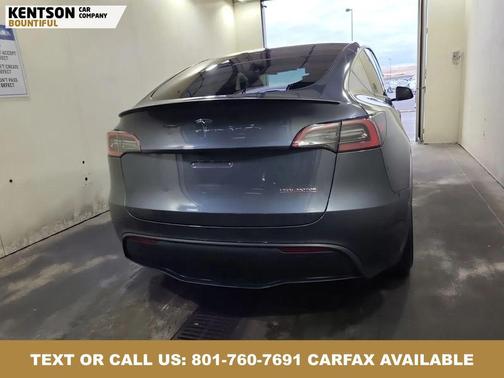 Gray 2023 Tesla Model Y Performance Dual Motor All-Wheel Drive