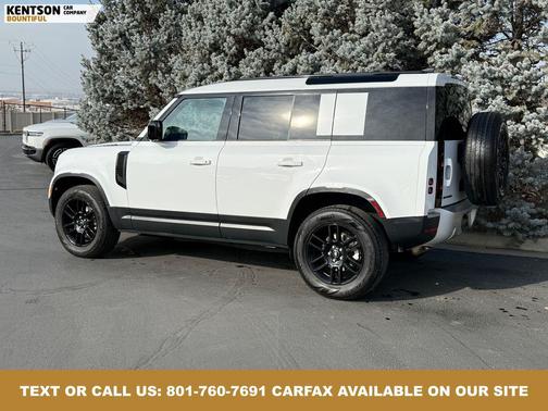 2025 Land Rover Defender 110 P300