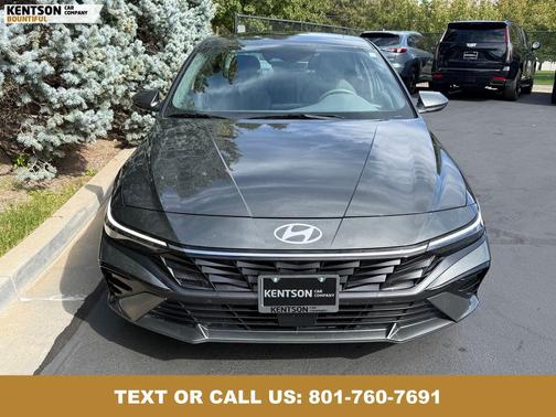 2025 Hyundai ELANTRA SEL