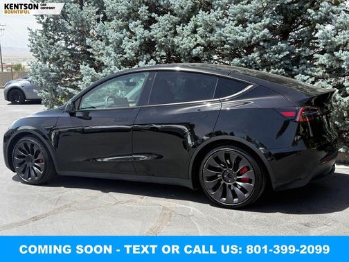 Solid Black 2023 Tesla Model Y Performance Dual Motor All-Wheel Drive