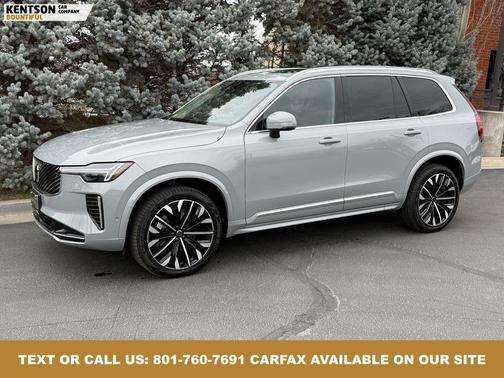 2025 Volvo XC90 B6 Plus 7-Seater