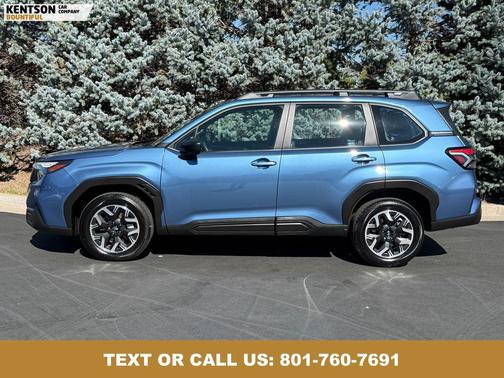 2025 Subaru Forester Base