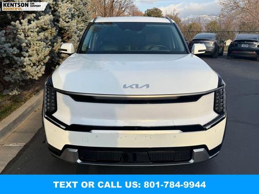 2024 Kia EV9 Land