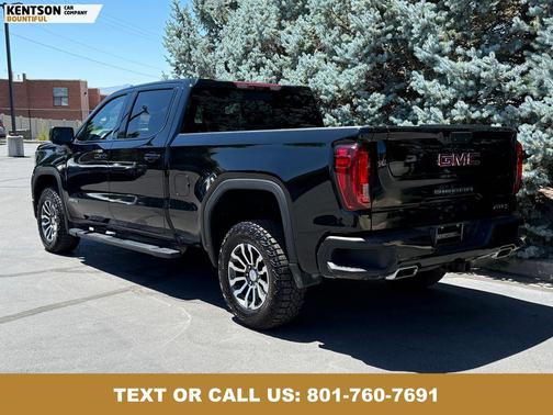 2023 GMC Sierra 1500 AT4