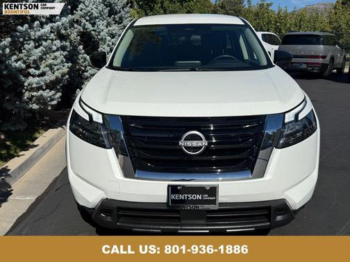 2024 Nissan Pathfinder S 4WD