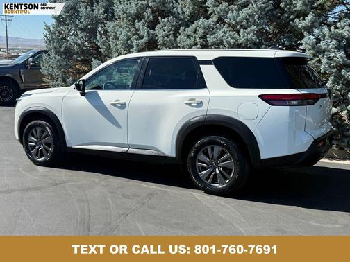 2024 Nissan Pathfinder S 4WD