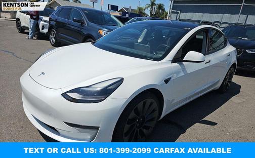 Pearl White Multi-Coat 2023 Tesla Model 3 Performance