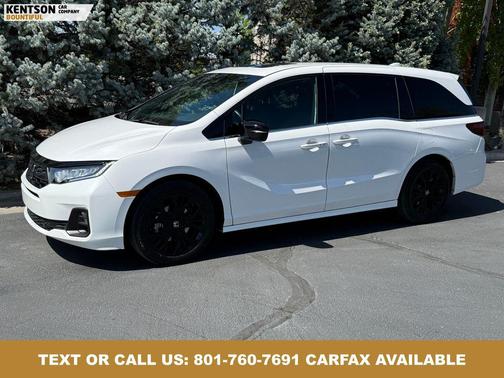 Platinum White Pearl 2025 Honda Odyssey Sport-L