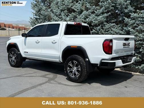2023 GMC Canyon Base