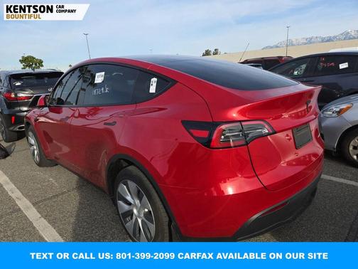 2023 Tesla Model Y Long Range Dual Motor All-Wheel Drive