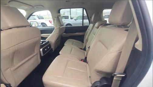 2022 Ford Expedition Max XLT