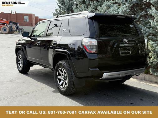 Midnight Black Metallic 2024 Toyota 4Runner TRD Off Road