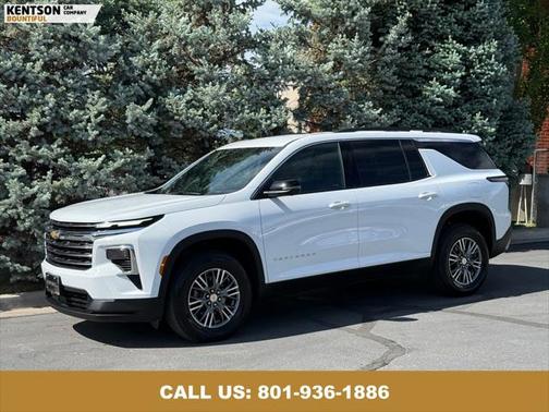 2024 Chevrolet Traverse LT