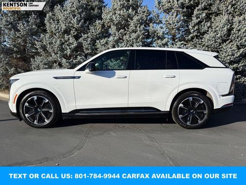 2025 Cadillac Escalade IQ Sport 2