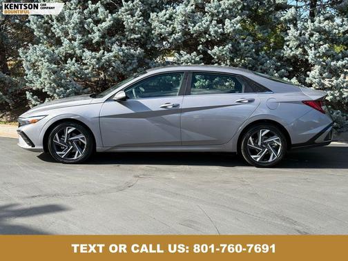 2025 Hyundai ELANTRA SEL