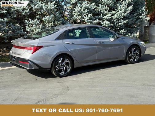 2025 Hyundai ELANTRA SEL