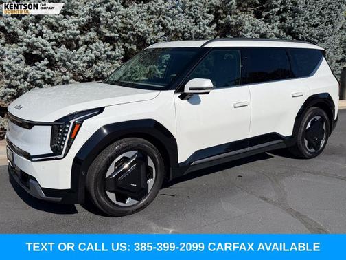 Snow White Pearl 2024 Kia EV9 Land