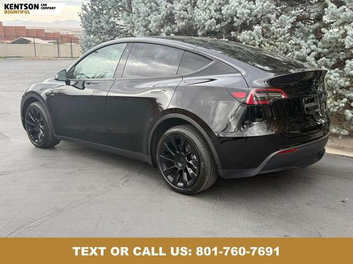 2023 Tesla Model Y Long Range Dual Motor All-Wheel Drive