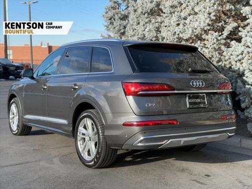 2024 Audi Q7 55 Premium Plus
