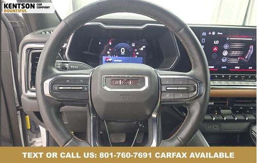 Summit White 2023 GMC Canyon AT4