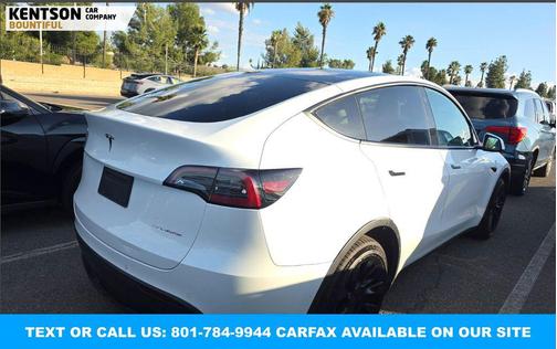 2022 Tesla Model Y Long Range Dual Motor All-Wheel Drive