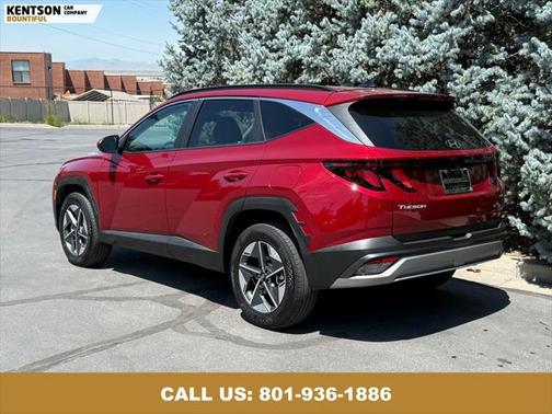 2025 Hyundai TUCSON SEL