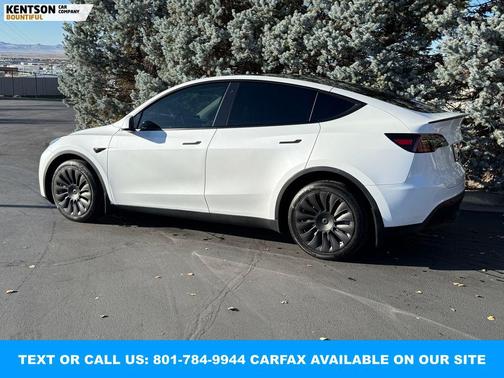 2023 Tesla Model Y Long Range Dual Motor All-Wheel Drive