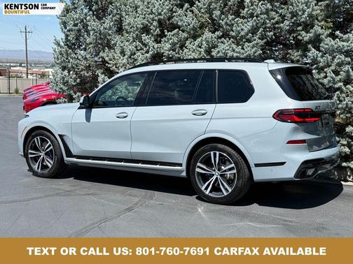 Gray Metallic 2026 BMW X7 xDrive40i