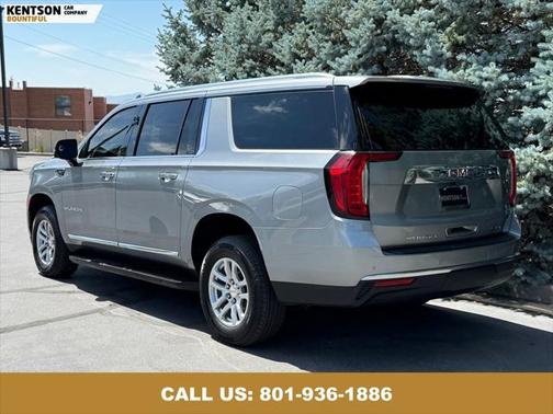 2023 GMC Yukon XL SLT