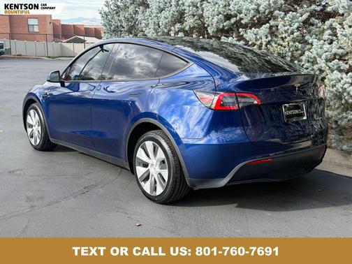 2023 Tesla Model Y Long Range Dual Motor All-Wheel Drive