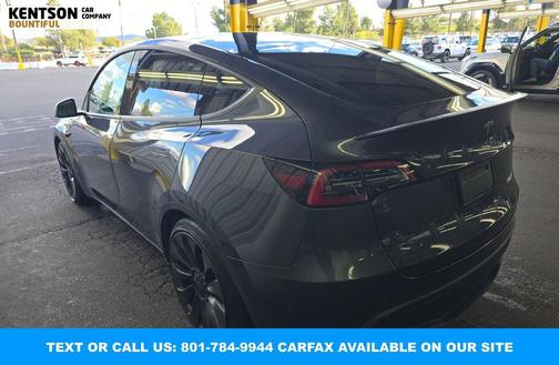 2022 Tesla Model Y Performance Dual Motor All-Wheel Drive