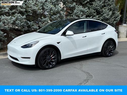 Pearl White Multi-Coat 2023 Tesla Model Y Performance Dual Motor All-Wheel Drive