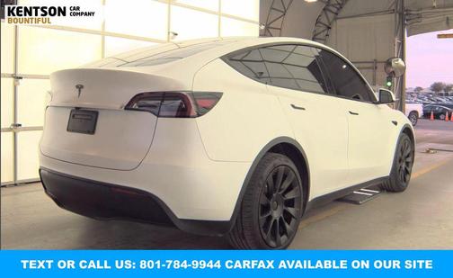 2024 Tesla Model Y Long Range Dual Motor All-Wheel Drive