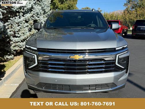 2025 Chevrolet Suburban LT