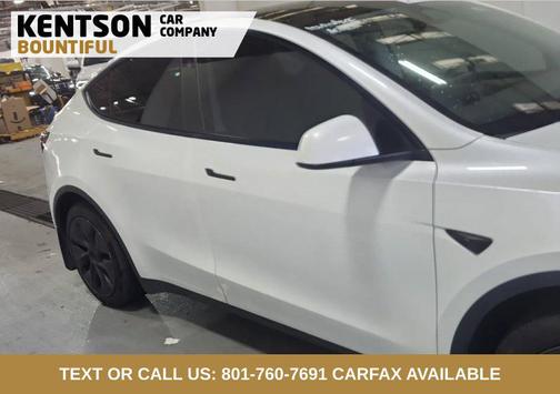 Pearl White Multi-Coat 2024 Tesla Model Y Long Range Dual Motor All-Wheel Drive