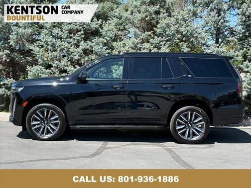 2023 Cadillac Escalade Sport