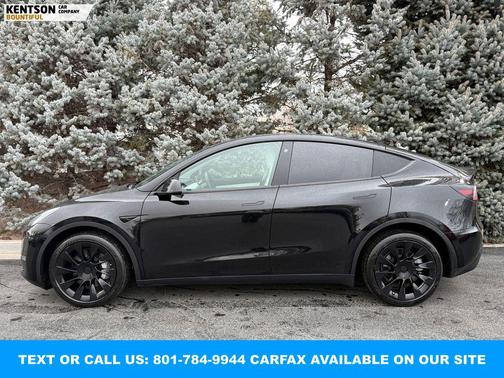 2022 Tesla Model Y Long Range Dual Motor All-Wheel Drive