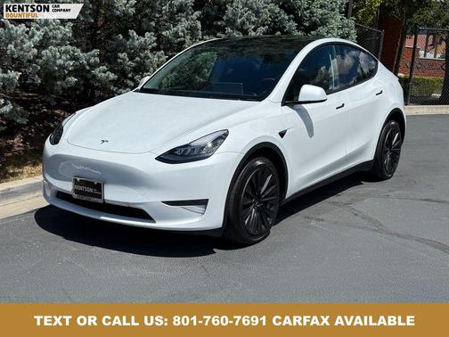 Pearl White Multi-Coat 2023 Tesla Model Y Long Range Dual Motor All-Wheel Drive