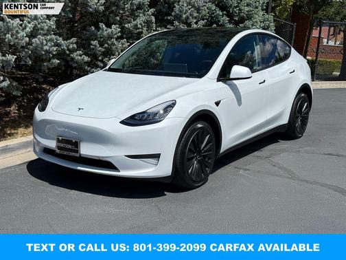 Pearl White Multi-Coat 2023 Tesla Model Y Long Range Dual Motor All-Wheel Drive