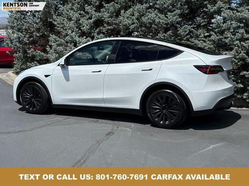 Pearl White Multi-Coat 2023 Tesla Model Y Long Range Dual Motor All-Wheel Drive