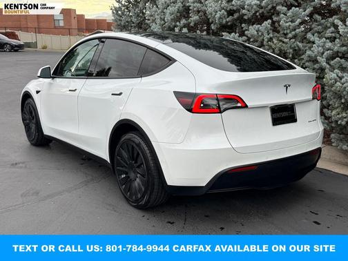 2022 Tesla Model Y Long Range Dual Motor All-Wheel Drive