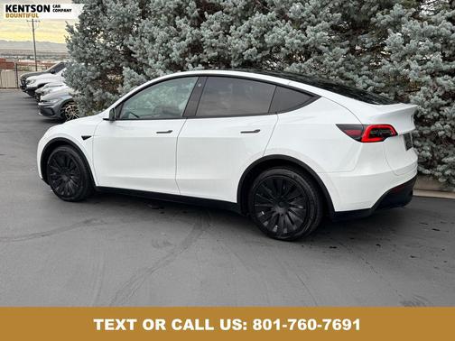 2022 Tesla Model Y Long Range Dual Motor All-Wheel Drive