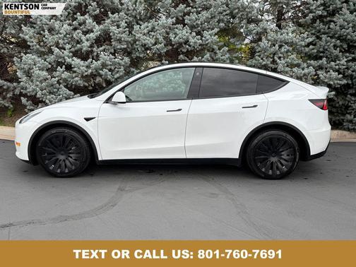2022 Tesla Model Y Long Range Dual Motor All-Wheel Drive