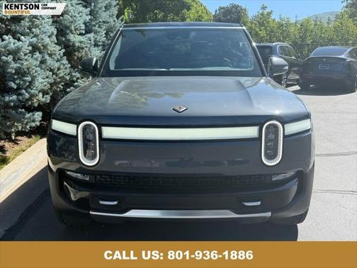 2023 Rivian R1S Adventure
